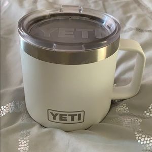 Yeti mug